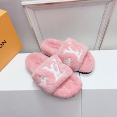 Louis Vuitton Slippers